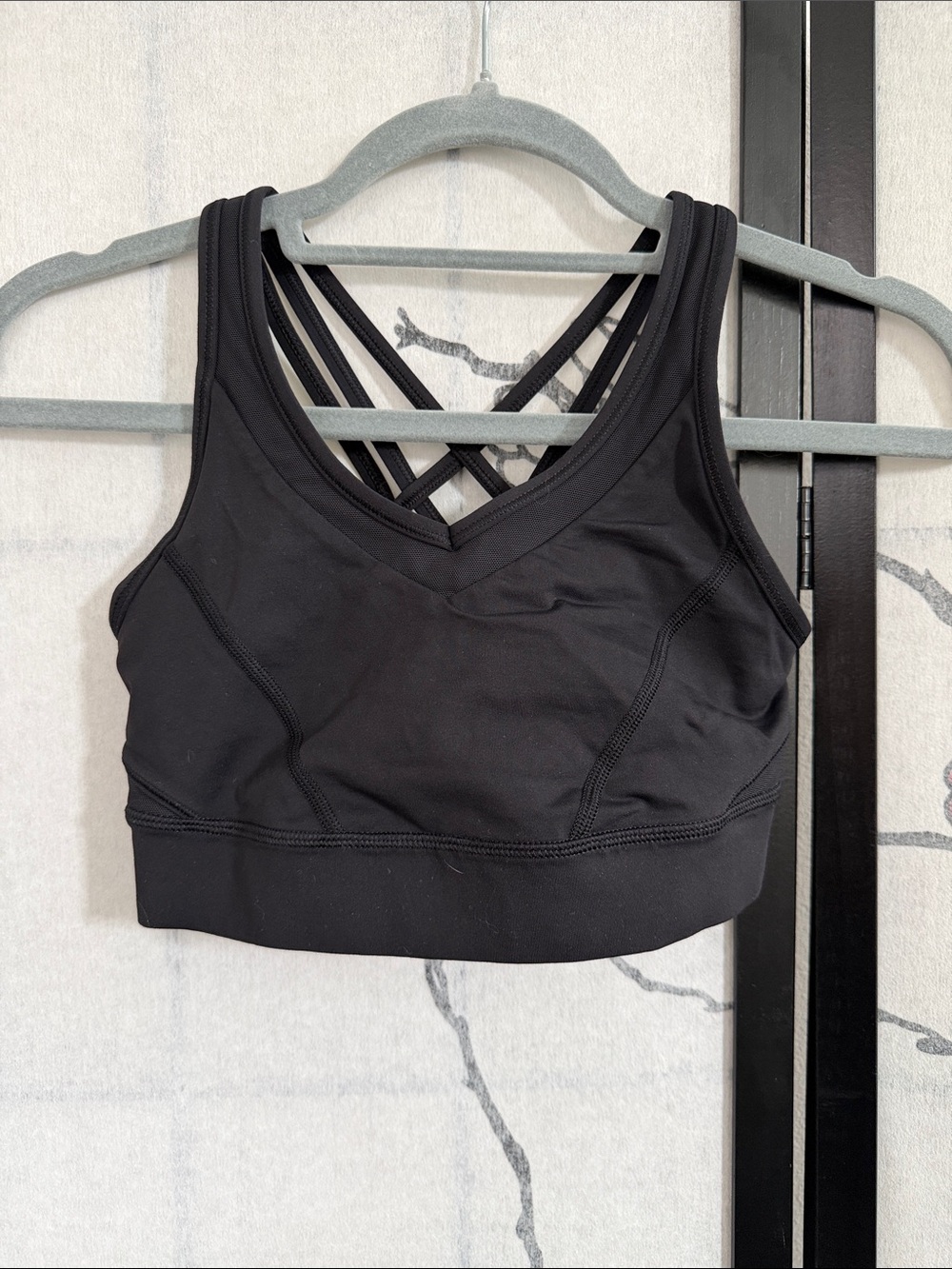lululemon athletica Black Strappy-Back Sports Bra in Size 4